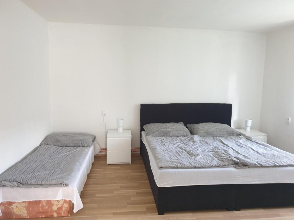 Za Postou Villa Zdar nad Metuji Luaran gambar